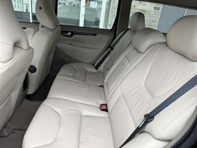 2006 Volvo V70 2.4   - Photo 14 - Tarzana, CA 91356