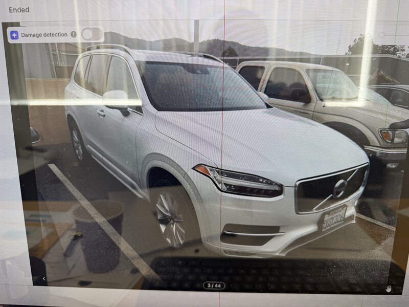 2018 Volvo XC90 T6 Momentum   - Photo 1 - Tarzana, CA 91356