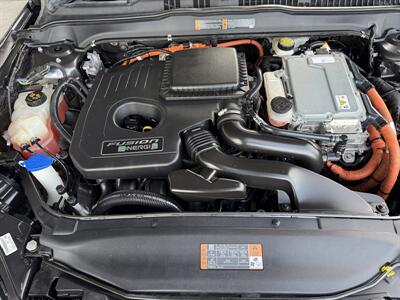 2016 Ford Fusion Energi Titanium   - Photo 21 - Tarzana, CA 91356