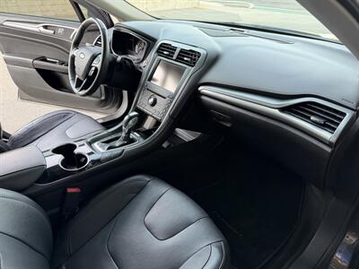 2016 Ford Fusion Energi Titanium   - Photo 17 - Tarzana, CA 91356