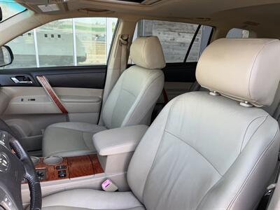 2008 Toyota Highlander Limited - Photo 12 - Tarzana, CA 91356