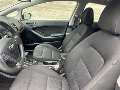 2014 Kia Forte LX   - Photo 10 - Tarzana, CA 91356