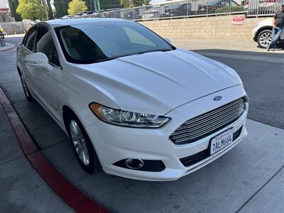 2013 Ford Fusion Hybrid SE   - Photo 6 - Tarzana, CA 91356