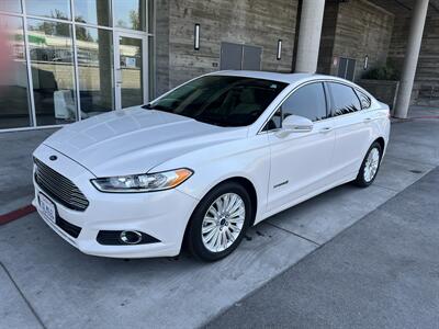 2013 Ford Fusion Hybrid SE   - Photo 3 - Tarzana, CA 91356
