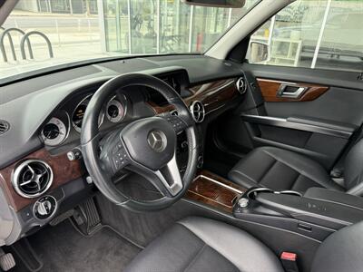 2015 Mercedes-Benz GLK GLK 350   - Photo 12 - Tarzana, CA 91356
