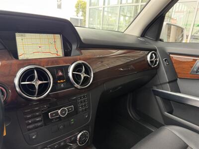 2015 Mercedes-Benz GLK GLK 350   - Photo 25 - Tarzana, CA 91356