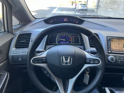 2009 Honda Civic EX-L w/Navi   - Photo 18 - Tarzana, CA 91356