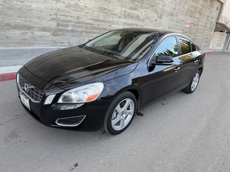 2013 Volvo S60 T5 Premier  