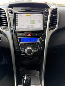 2016 Hyundai ELANTRA GT Limited - Photo 23 - Tarzana, CA 91356