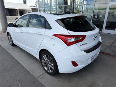 2016 Hyundai ELANTRA GT Limited - Photo 4 - Tarzana, CA 91356