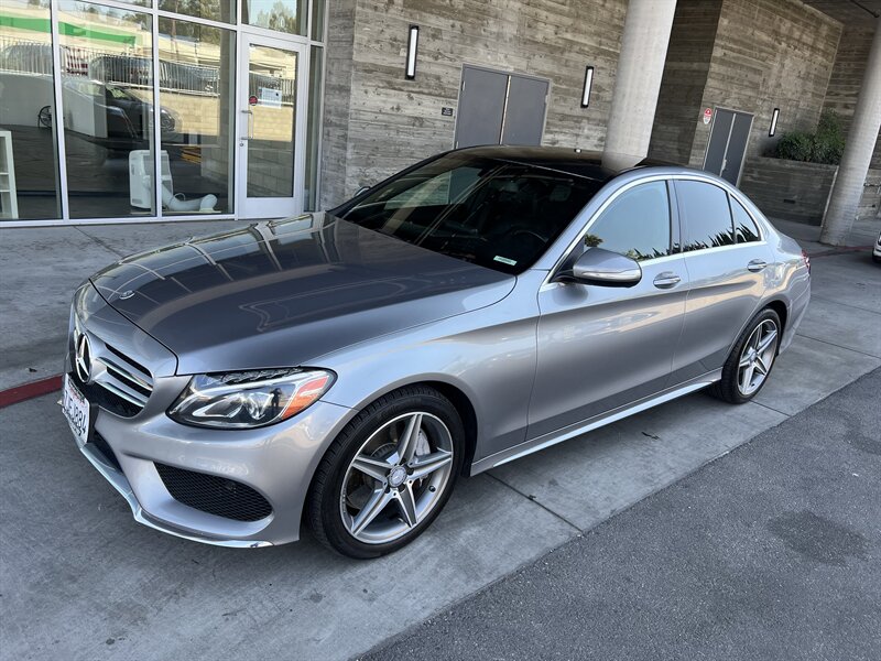 2015 Mercedes-Benz C 300 4MATIC - Photo 1 - Tarzana, CA 91356