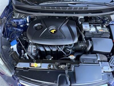2014 Hyundai ELANTRA SE - Photo 20 - Tarzana, CA 91356
