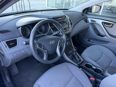 2014 Hyundai ELANTRA SE - Photo 12 - Tarzana, CA 91356