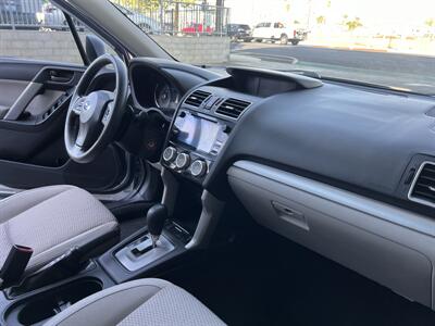 2016 Subaru Forester 2.5i Premium   - Photo 15 - Tarzana, CA 91356