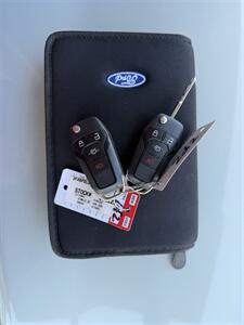 2013 Ford Fusion Hybrid SE - Photo 18 - Tarzana, CA 91356