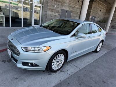 2013 Ford Fusion Hybrid SE - Photo 1 - Tarzana, CA 91356