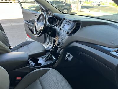 2014 Hyundai SANTA FE GLS   - Photo 15 - Tarzana, CA 91356