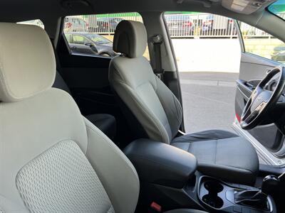 2014 Hyundai SANTA FE GLS   - Photo 16 - Tarzana, CA 91356