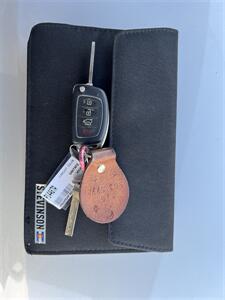 2014 Hyundai SANTA FE GLS   - Photo 25 - Tarzana, CA 91356