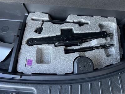 2014 Hyundai SANTA FE GLS   - Photo 18 - Tarzana, CA 91356