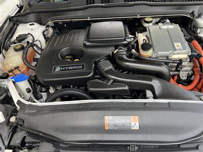 2014 Ford Fusion Hybrid Titanium   - Photo 16 - Tarzana, CA 91356