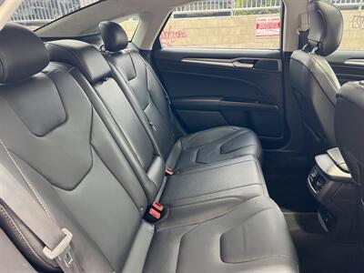 2014 Ford Fusion Hybrid Titanium   - Photo 24 - Tarzana, CA 91356