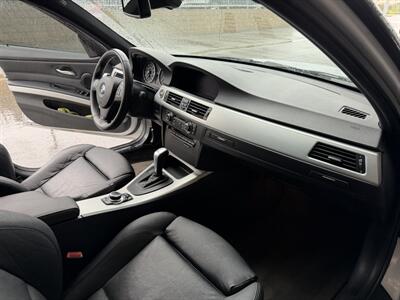 2010 BMW 328i - Photo 17 - Tarzana, CA 91356