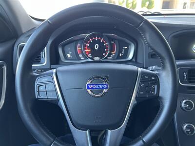 2016 Volvo V60 T5 Drive-E Premier   - Photo 19 - Tarzana, CA 91356