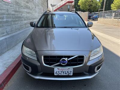 2010 Volvo XC70 3.2   - Photo 7 - Tarzana, CA 91356