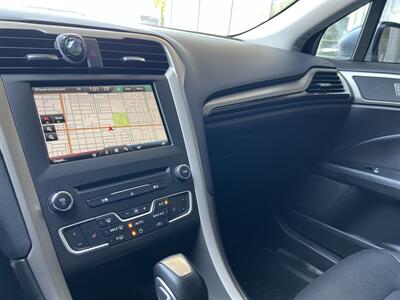 2016 Ford Fusion Energi SE Luxury   - Photo 22 - Tarzana, CA 91356