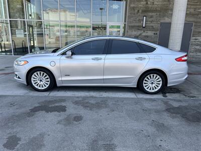 2016 Ford Fusion Energi SE Luxury   - Photo 2 - Tarzana, CA 91356