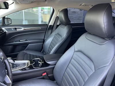 2016 Ford Fusion Energi SE Luxury   - Photo 11 - Tarzana, CA 91356