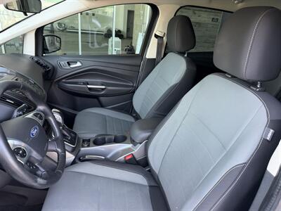 2016 Ford C-MAX Hybrid SE   - Photo 12 - Tarzana, CA 91356