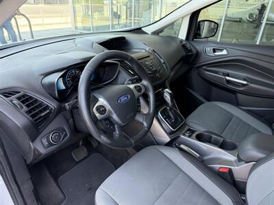 2016 Ford C-MAX Hybrid SE   - Photo 11 - Tarzana, CA 91356