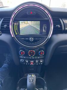 2014 MINI Hardtop Cooper S   - Photo 17 - Tarzana, CA 91356
