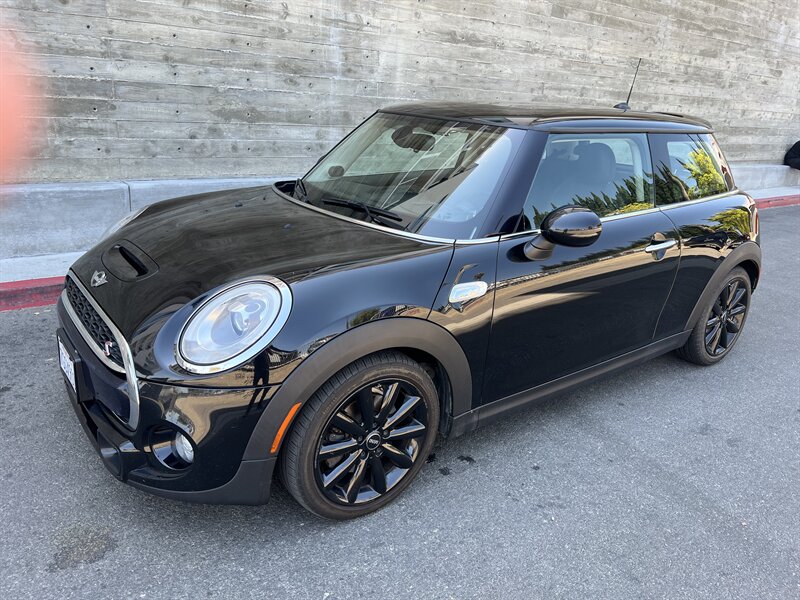 2014 MINI Hardtop Cooper S - Photo 1 - Tarzana, CA 91356