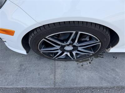 2014 Mercedes-Benz C 250 Sport - Photo 9 - Tarzana, CA 91356