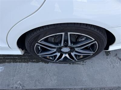 2014 Mercedes-Benz C 250 Sport - Photo 10 - Tarzana, CA 91356