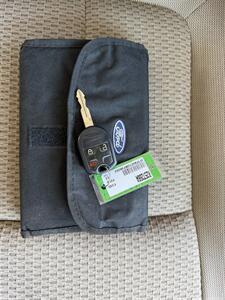 2013 Ford F-150 XLT   - Photo 17 - Tarzana, CA 91356