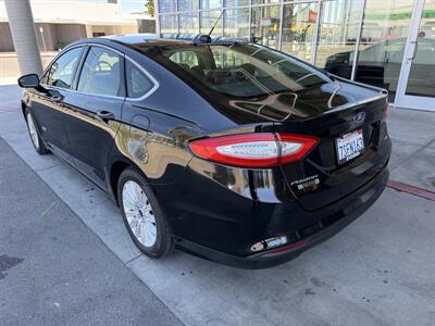 2016 Ford Fusion Energi SE Luxury - Photo 4 - Tarzana, CA 91356