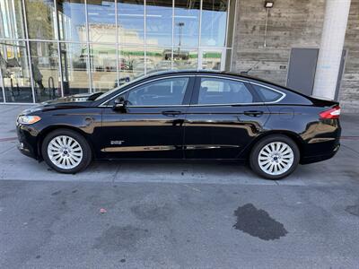 2016 Ford Fusion Energi SE Luxury - Photo 3 - Tarzana, CA 91356