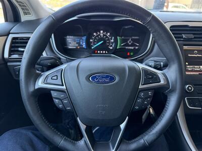 2016 Ford Fusion Energi SE Luxury - Photo 19 - Tarzana, CA 91356