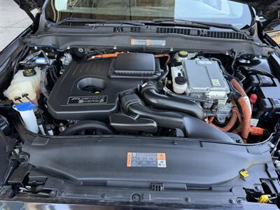 2016 Ford Fusion Energi SE Luxury - Photo 18 - Tarzana, CA 91356