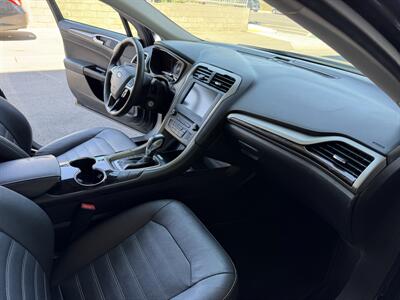 2016 Ford Fusion Energi SE Luxury - Photo 16 - Tarzana, CA 91356