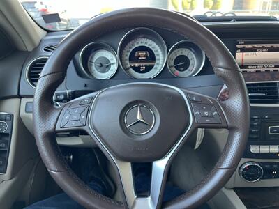 2013 Mercedes-Benz C250 Sport   - Photo 18 - Tarzana, CA 91356