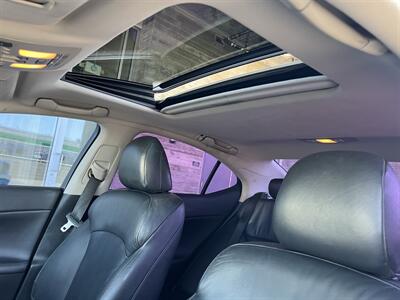 2010 Lexus IS 250   - Photo 11 - Tarzana, CA 91356