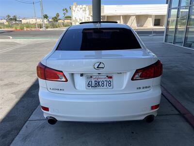2010 Lexus IS 250   - Photo 5 - Tarzana, CA 91356