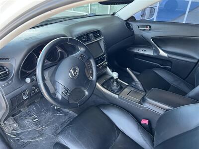 2010 Lexus IS 250   - Photo 9 - Tarzana, CA 91356