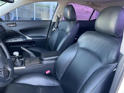2010 Lexus IS 250   - Photo 10 - Tarzana, CA 91356