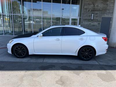 2010 Lexus IS 250   - Photo 2 - Tarzana, CA 91356
